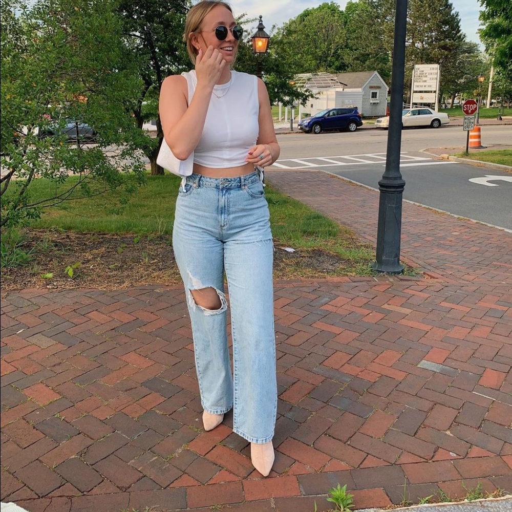 White tank